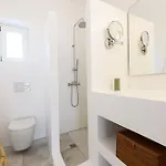 Paralia - Seaside Villa *