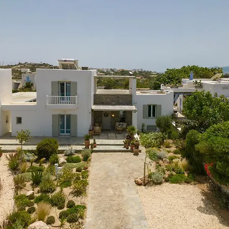 Paralia - Seaside Villa *