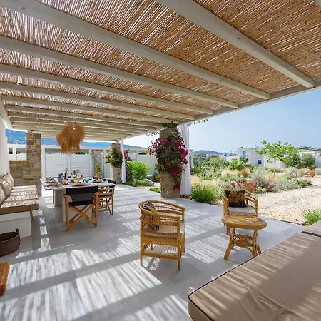 Villa Paralia - Seaside Agia Irini (Paros)