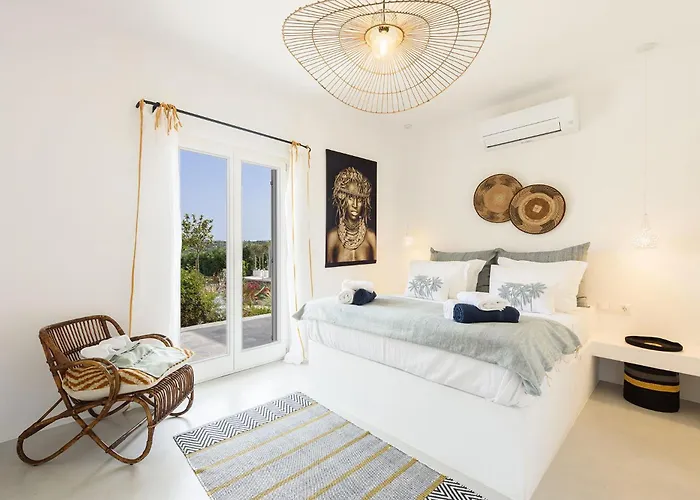 Paralia - Seaside Villa Agia Irini (Paros)