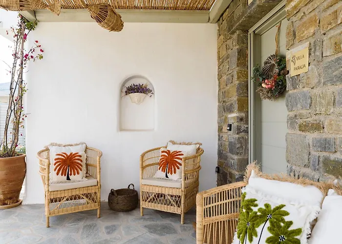 Paralia - Seaside * Ajía Iríni Páru